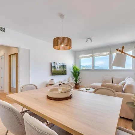 Sky Urban Tower Apartment Malaga